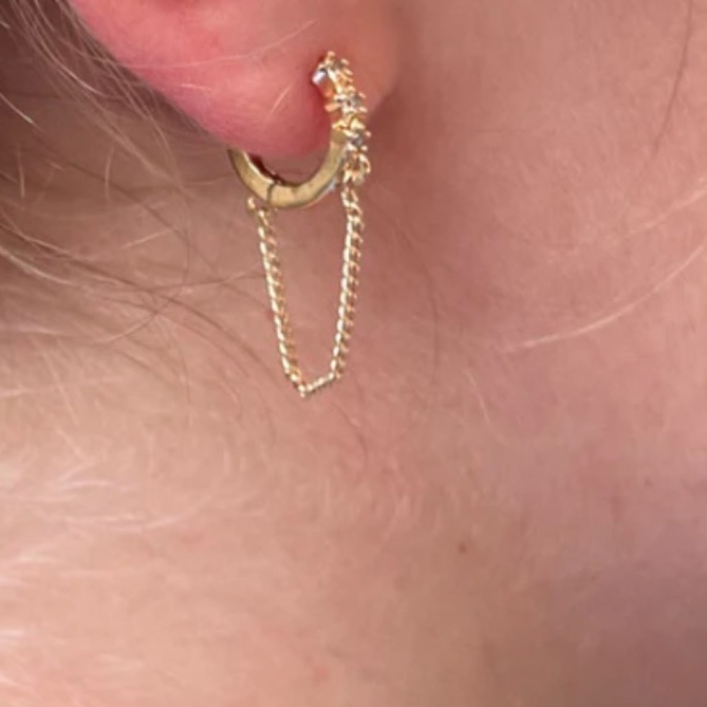 Brandy Melville💖MINI DROP HOOP EARRINGS